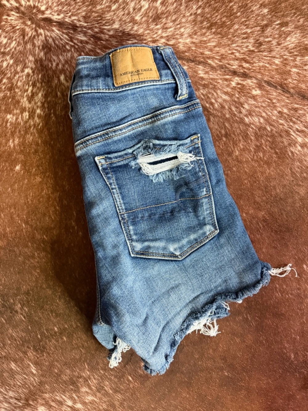 AE-hi rise shorts size 00